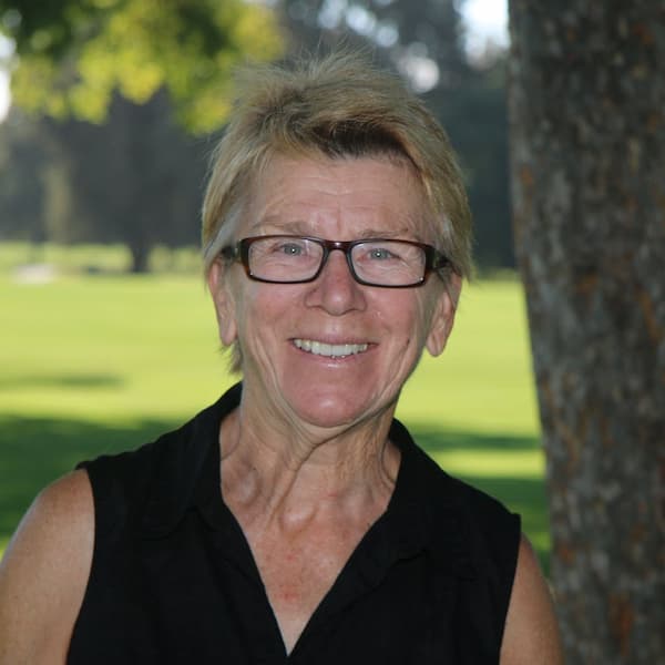 Laura Martin, golf instructor